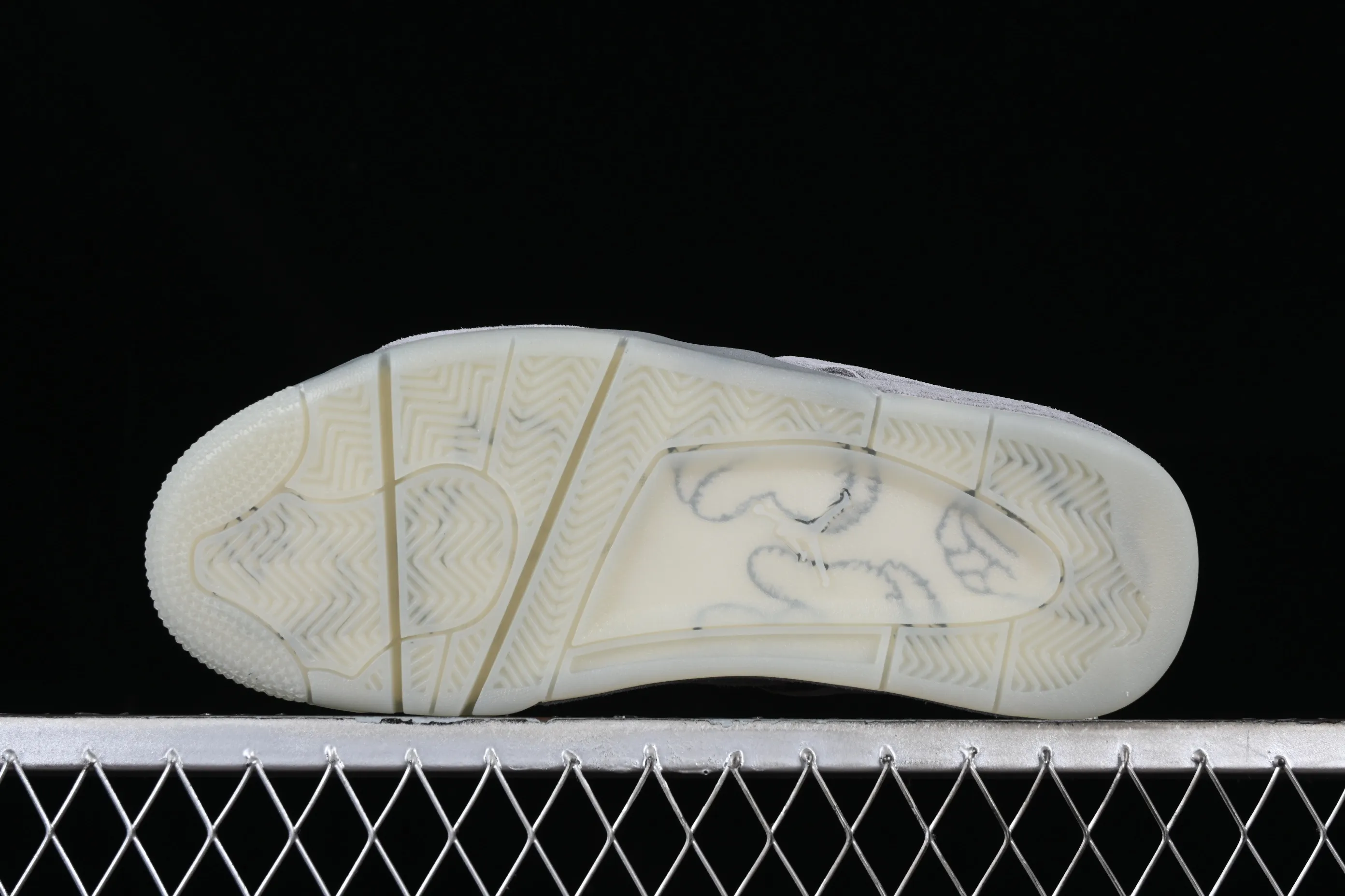 All categories Air Jordan Jordan series basketball shoes Air Jordan 4 OG version Air Jordan 4 Cool Gray AJ4 Joe 4 cool gray suede luminous bottom basketball shoes 930155-003